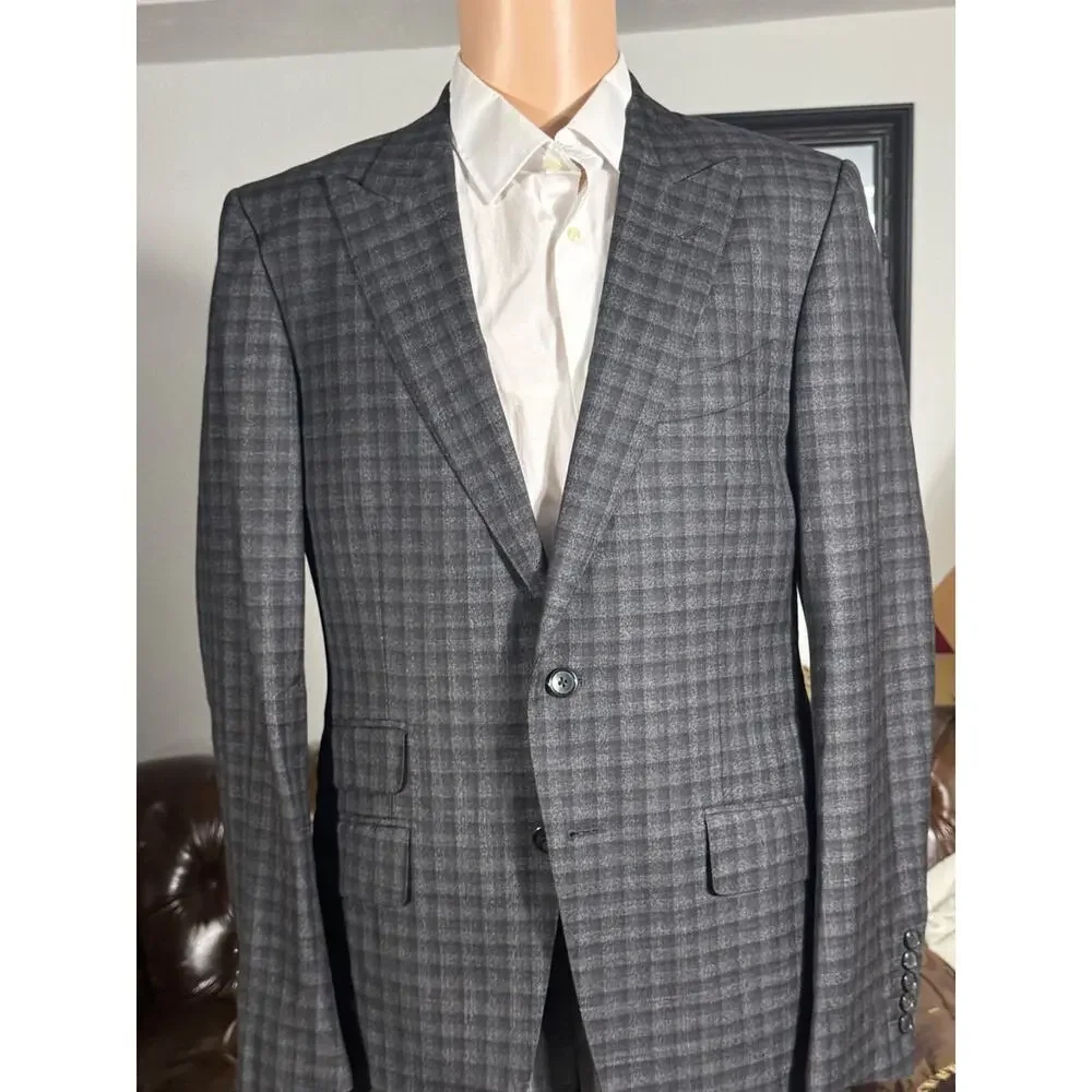 Tom Ford Plaid Charcoal 2pc Peak Lapel Suit 50R Italy 40R US 34x32 Trousers EUC